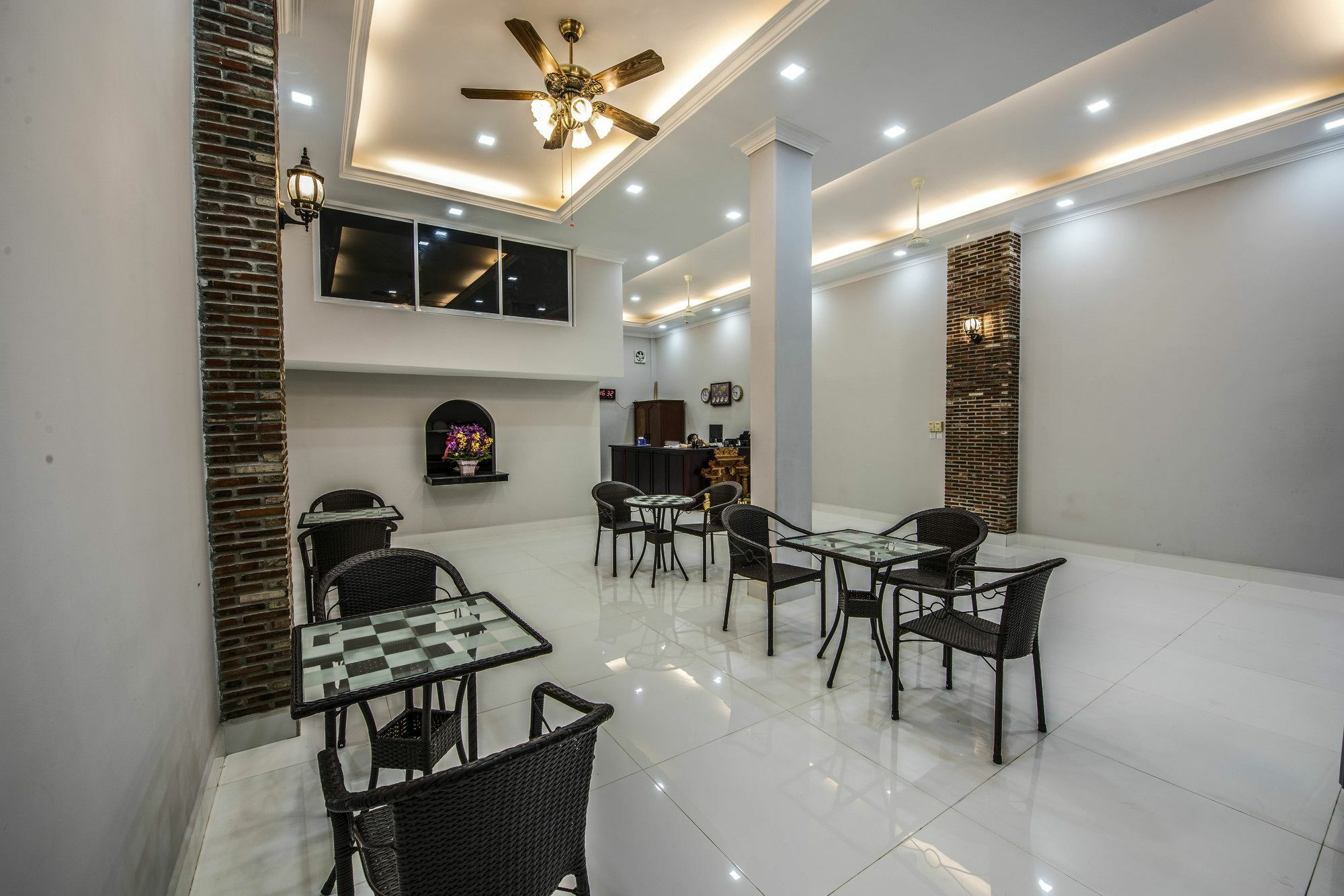 Phnom Penh Le Vincent Hotel Zewnętrze zdjęcie